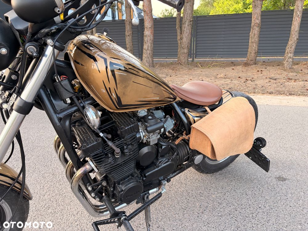 Yamaha XJ - 9