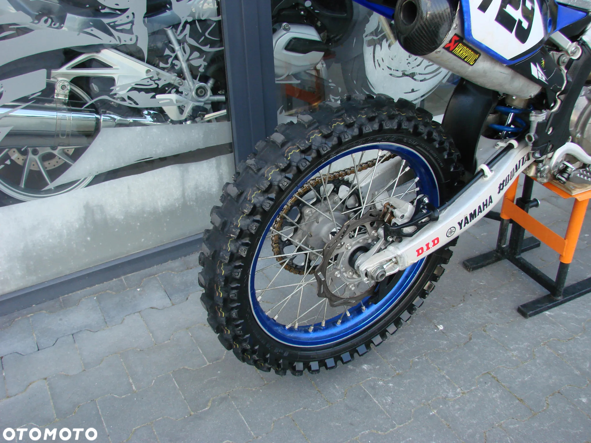 Yamaha YZF - 9