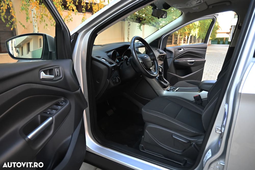 Ford Kuga 2.0 TDCi 4WD Powershift Titanium - 21