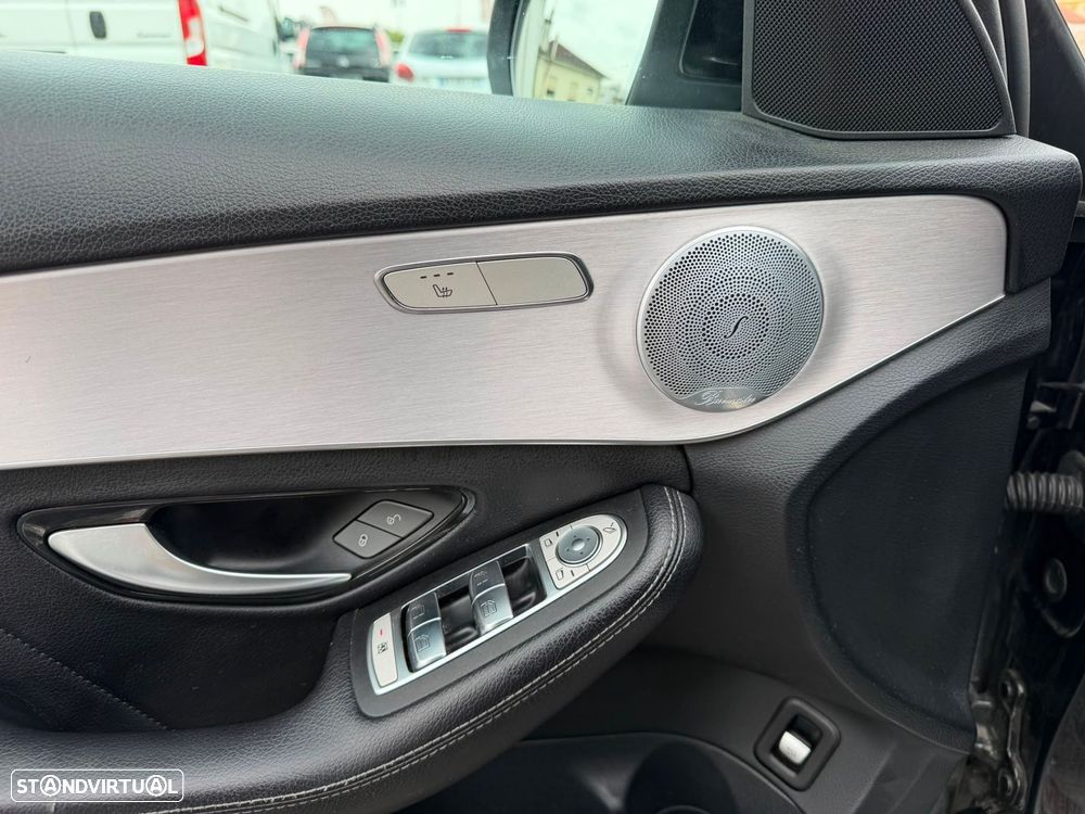 Mercedes-Benz C 300 - 34