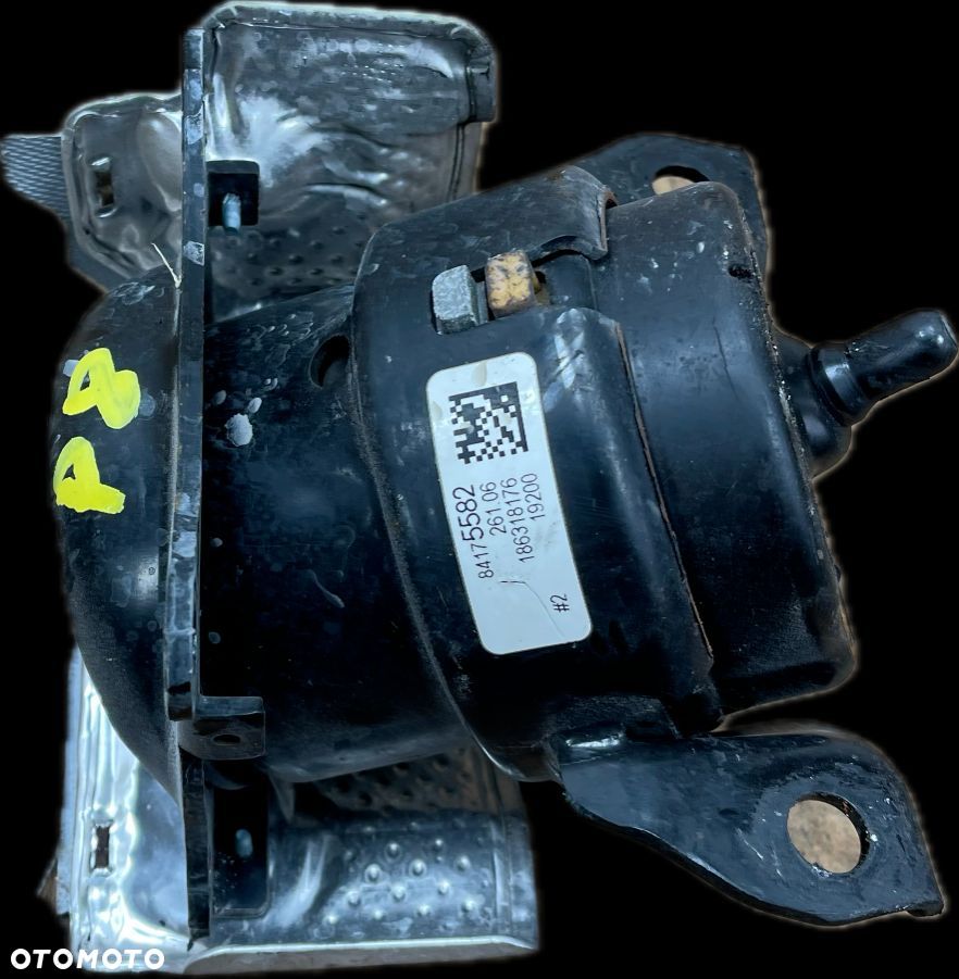 P8 GMC YUKON XL DENALI IV 2015 - 6.2 V8 ŁAPA PODUSZKA SILNIKA 84175582