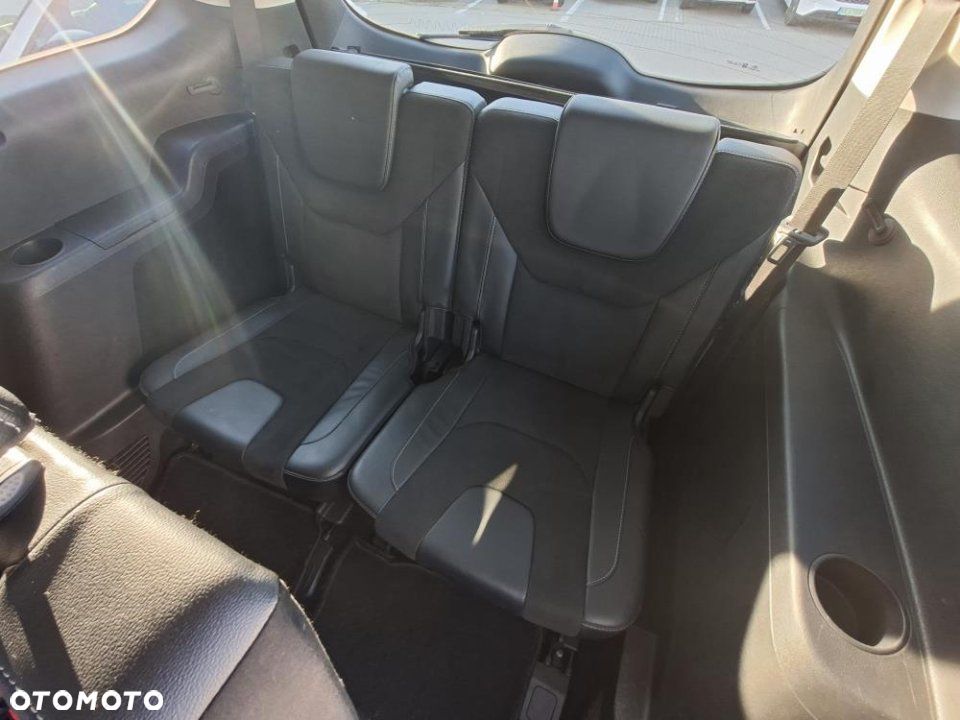 Ford Galaxy - 15