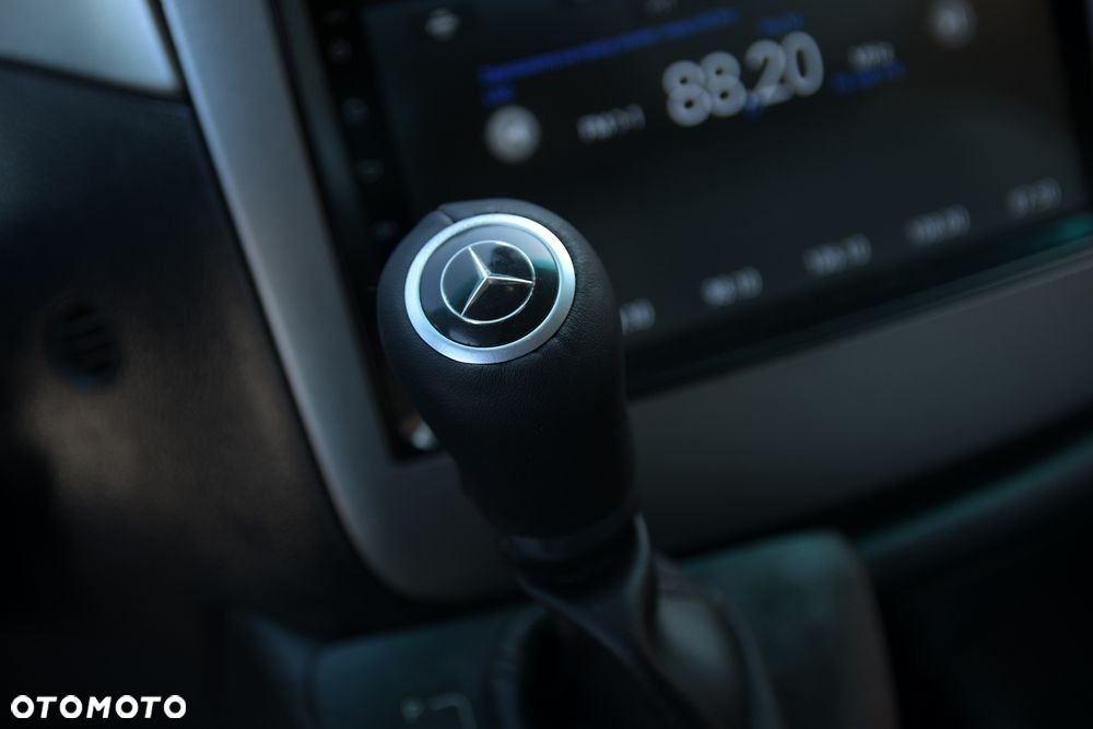 Mercedes-Benz Viano 3.0 CDI Ambiente (d³ugi) - 12