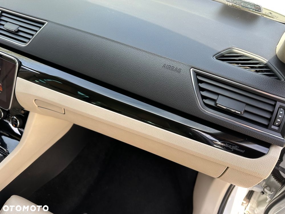Skoda Superb 2.0 TDI 4x4 L&K DSG - 21