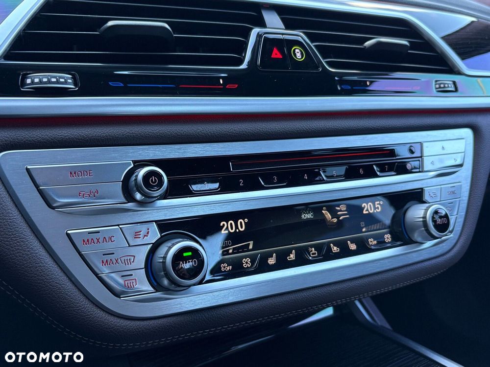 BMW Seria 7 730d xDrive - 36