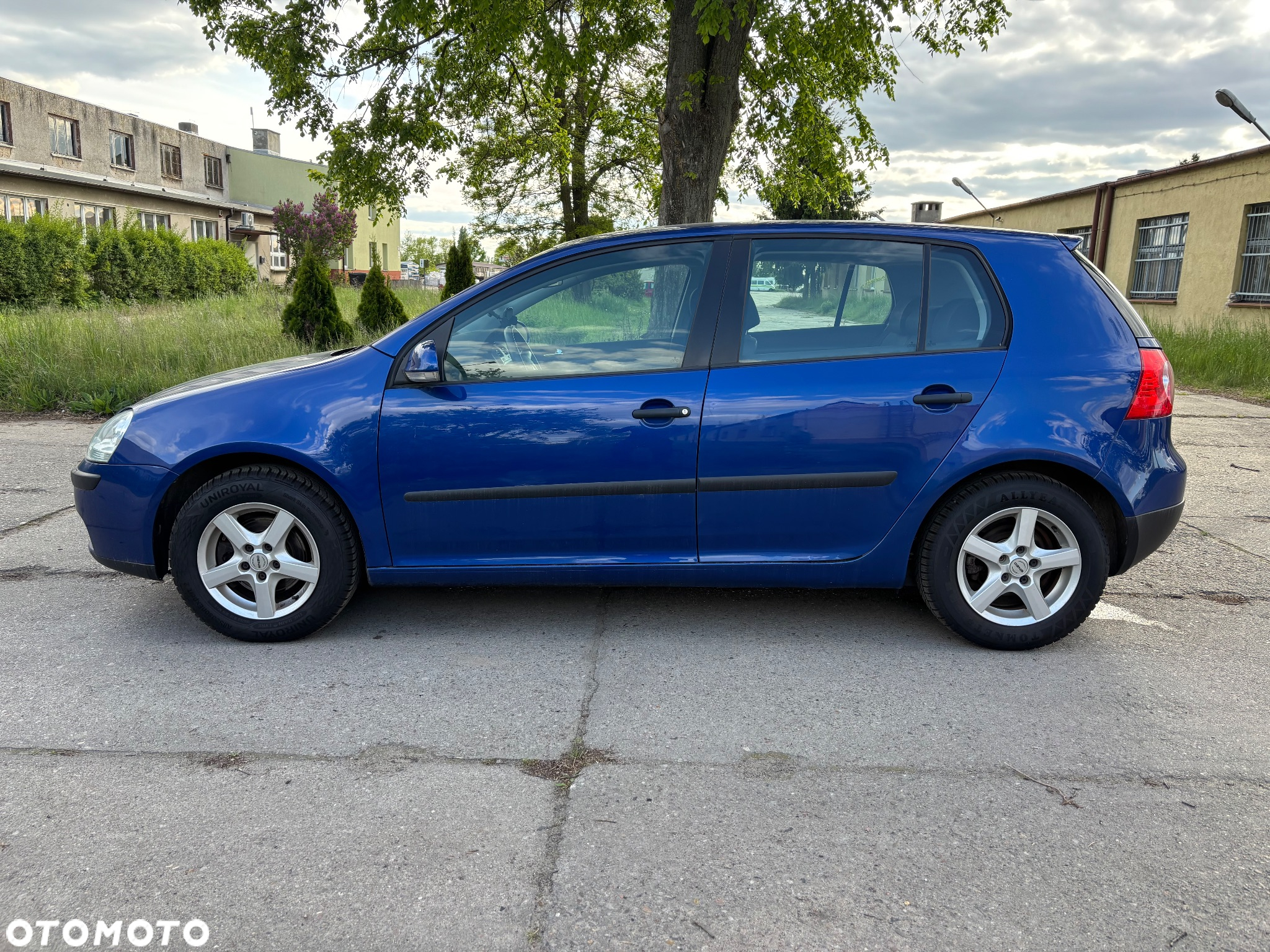 Volkswagen Golf 1.6 Comfortline - 3