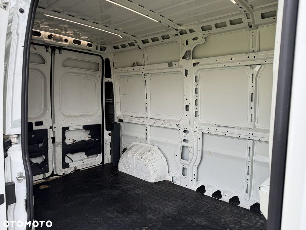 Peugeot Boxer L2H2 - 12