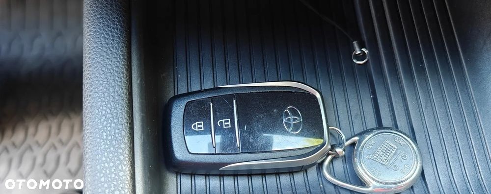Toyota C-HR - 25