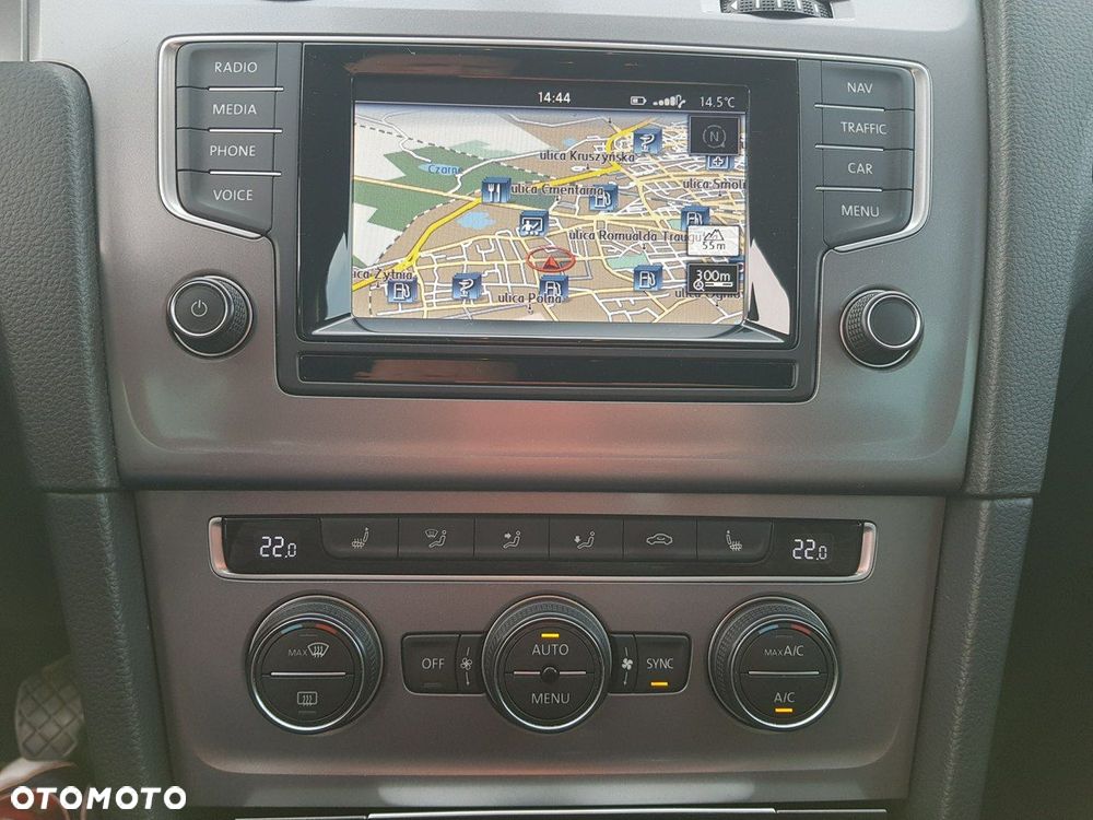 Volkswagen Golf 1.6 TDI BlueMotion Technology Lounge - 20