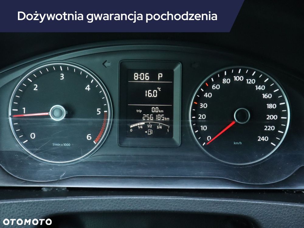 Volkswagen Multivan - 13