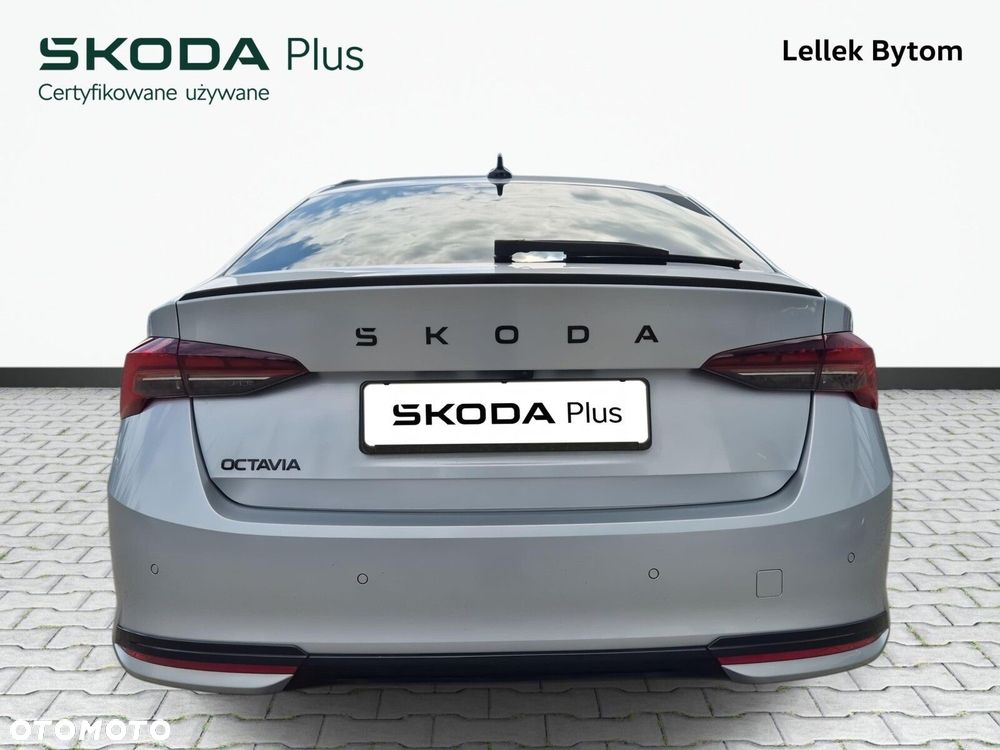 Skoda Octavia 2.0 TDI Sportline DSG - 9