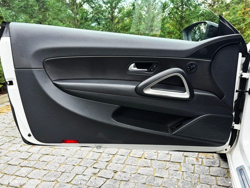 VW Scirocco 2.0 TDI DSG Life - 10