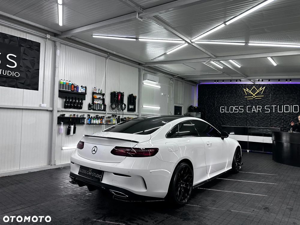 Mercedes-Benz Klasa E 220 d 4Matic 9G-TRONIC AMG Line - 7