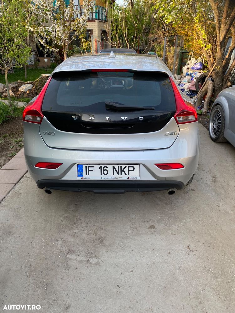 Volvo V40 D4 VEA Momentum - 6