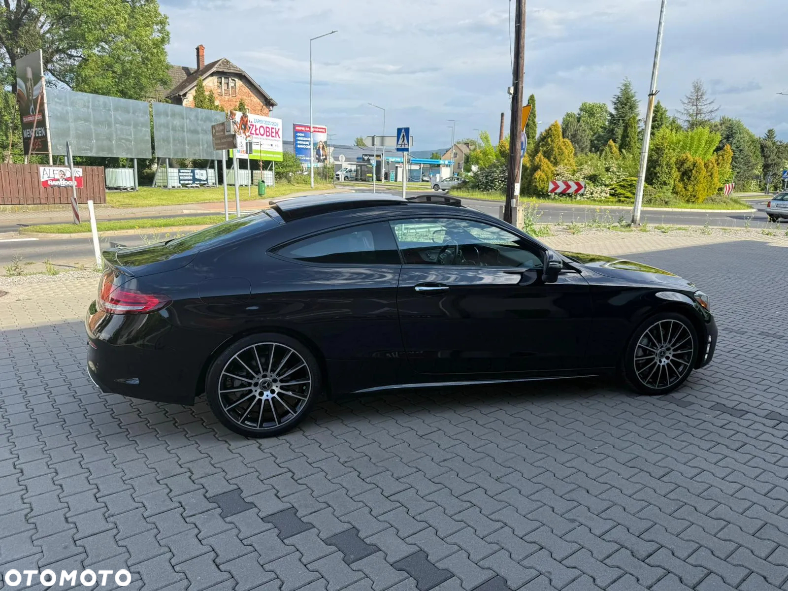 Mercedes-Benz Klasa C 300 9G-TRONIC AMG Line - 21