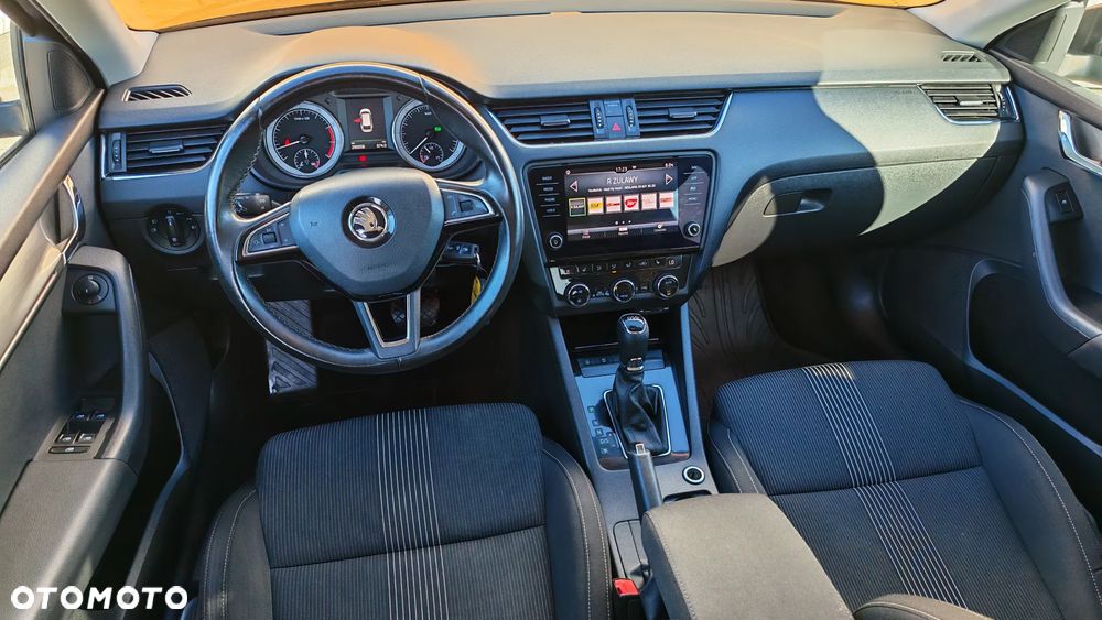 Skoda Octavia 1.4 TSI DSG Style - 2