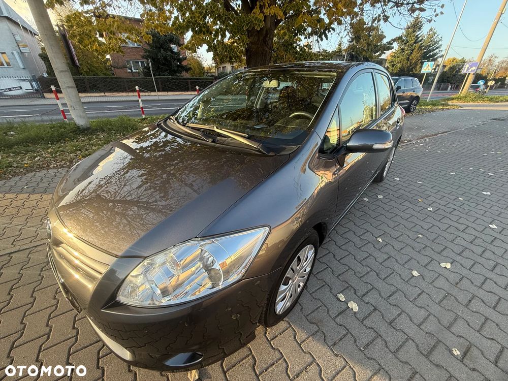 Toyota Auris - 7