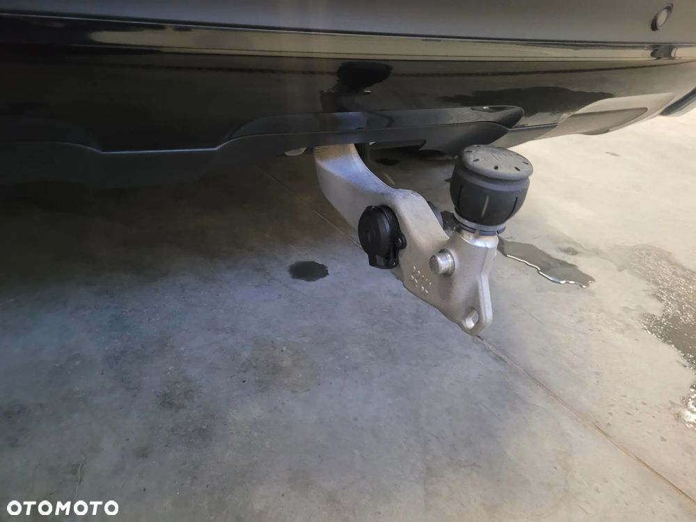 Mercedes-Benz GLE - 26