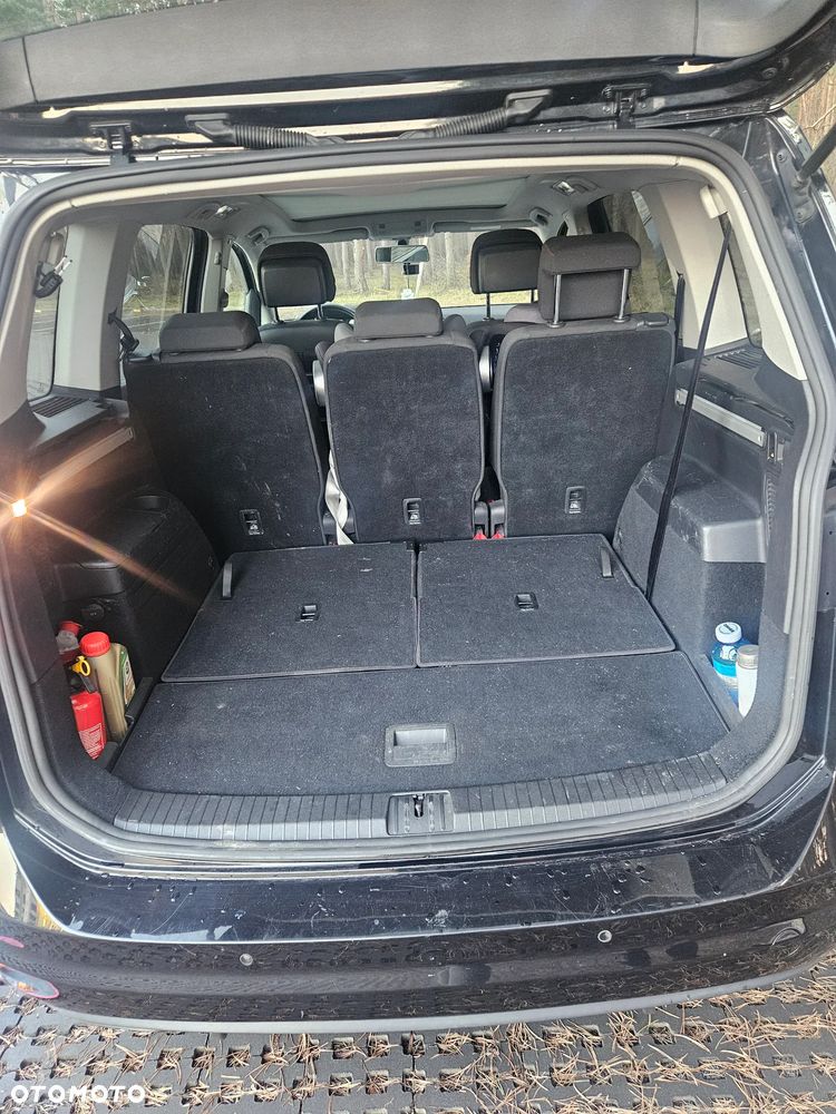 Volkswagen Touran 2.0 TDI BMT Comfortline - 8