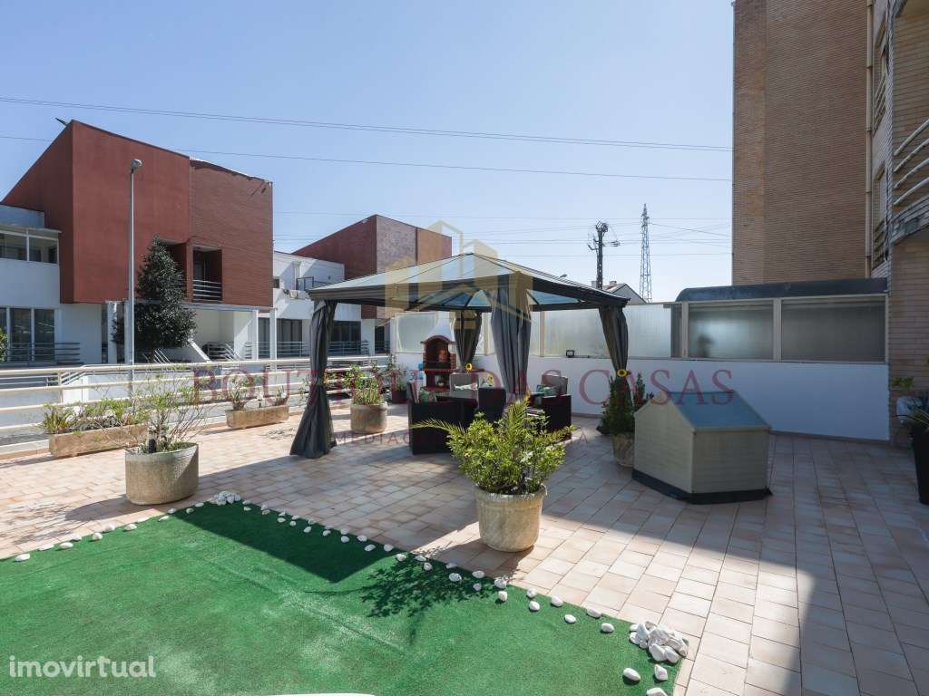 Apartamento T3 com Terraço - Rio Tinto - Grande imagem: 2/29