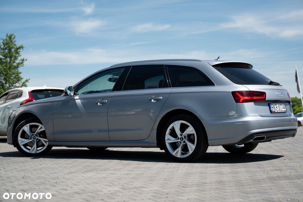 Audi A6 Avant 2.0 TDI Ultra S tronic - 14