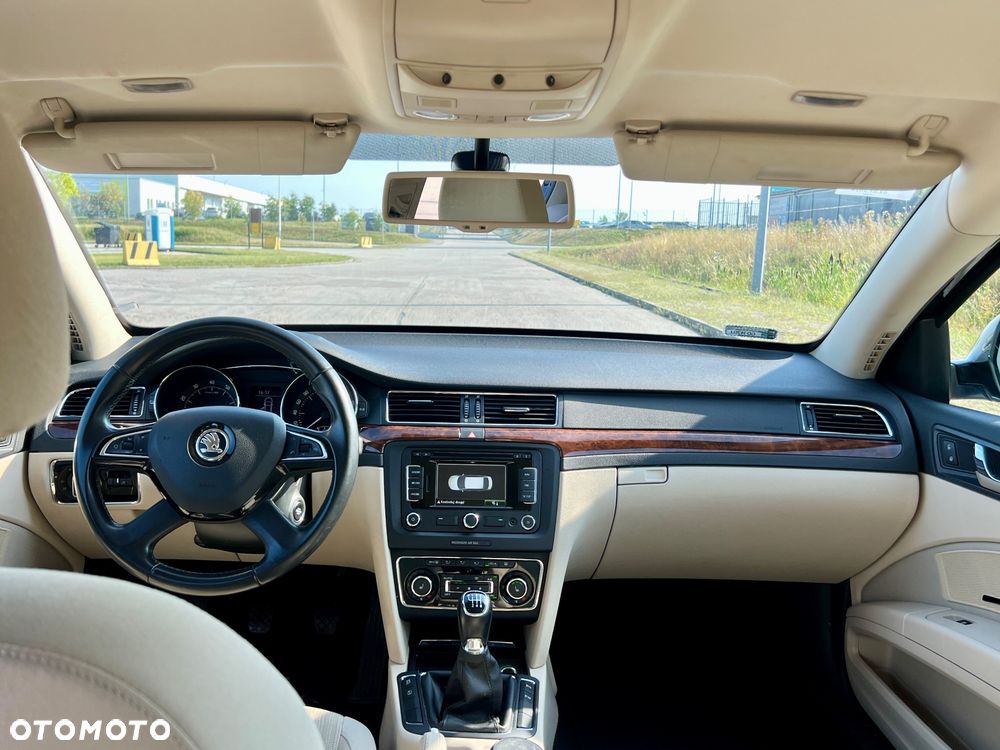 Skoda Superb 1.8 TSI Platinum - 12