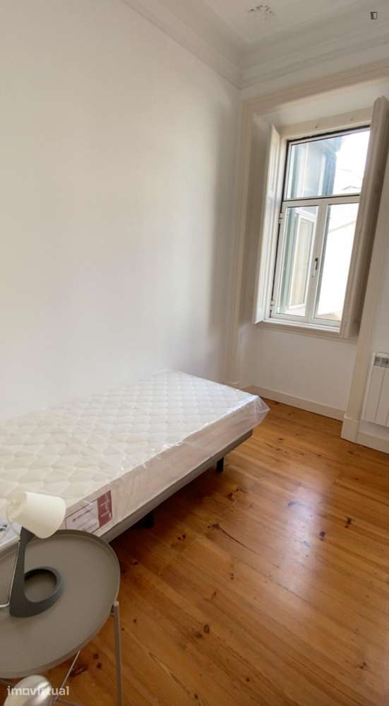 Quarto - localizado em Alcântara Lisbon - Grande imagem: 4/19
