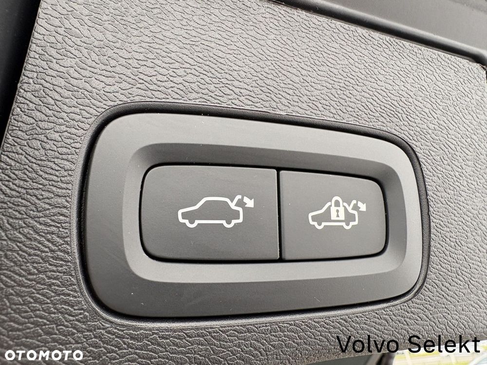 Volvo XC 60 - 22
