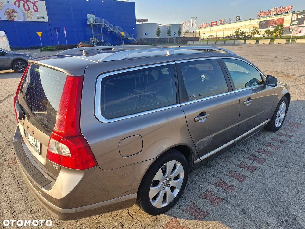 Volvo V70 D5 Summum - 3