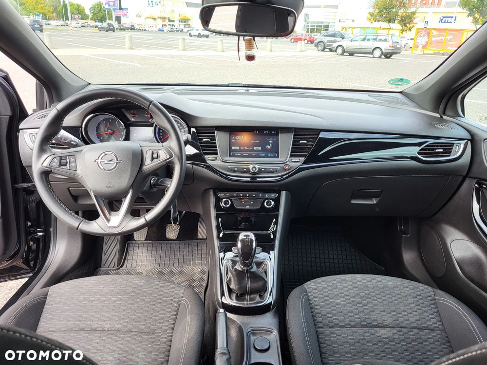 Opel Astra 1.4 T Dynamic - 14
