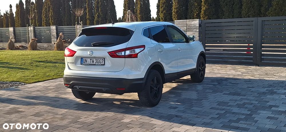 Nissan Qashqai 1.6 DCi Xtronic TEKNA - 8
