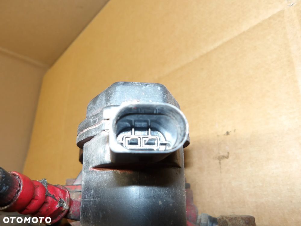 AUDI A4 B8 KOMBI 08-12 3.0TDI ZACISK HAMULCOWY PRAWY LEWY TYŁ - 4