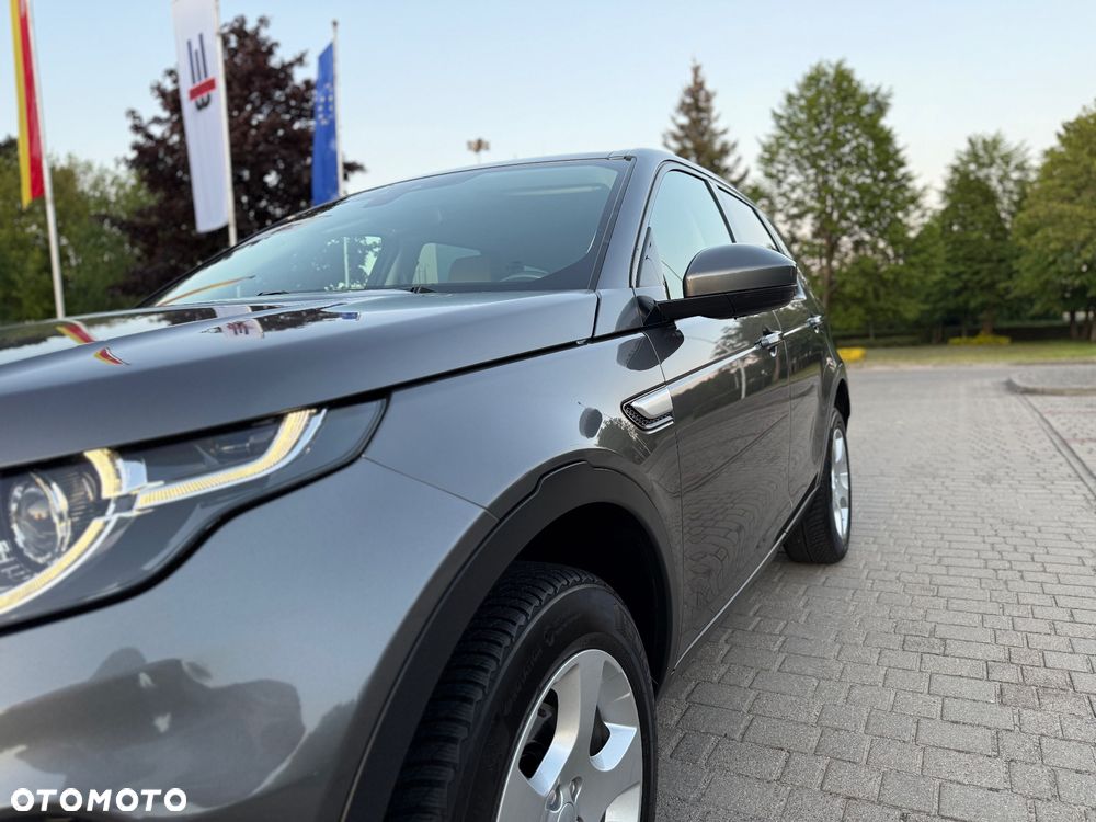 Land Rover Discovery Sport TD4 HSE - 6