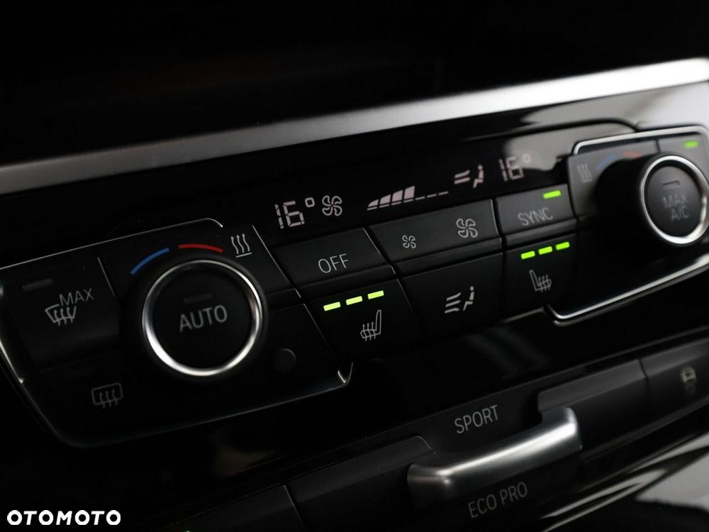 BMW Seria 2 218d GT Sport Line - 28