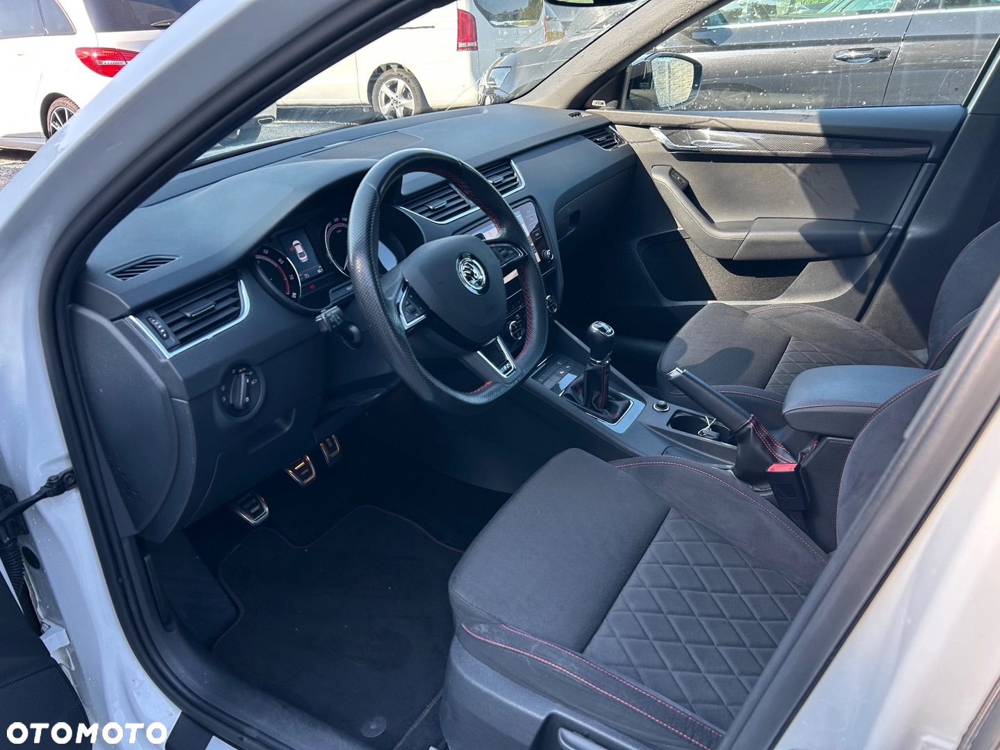 Skoda Octavia 2.0 TSI RS 230 - 12