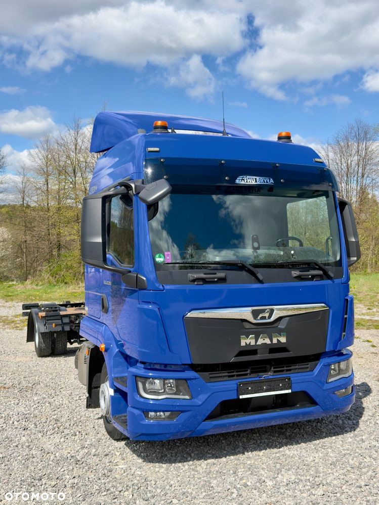 MAN TGL 12.250  /  NOWY MODEL / SYPIALKA / JAK NOWY /E6 /  SERWISOWANY / 2021 / AUTOMAT /  FIRANKA / SPROWADZONY / PIERWSZY WŁAŚCICIEL / LAWETA / KONTENER / DO BYDŁA / POMOC DROGOWA - 10