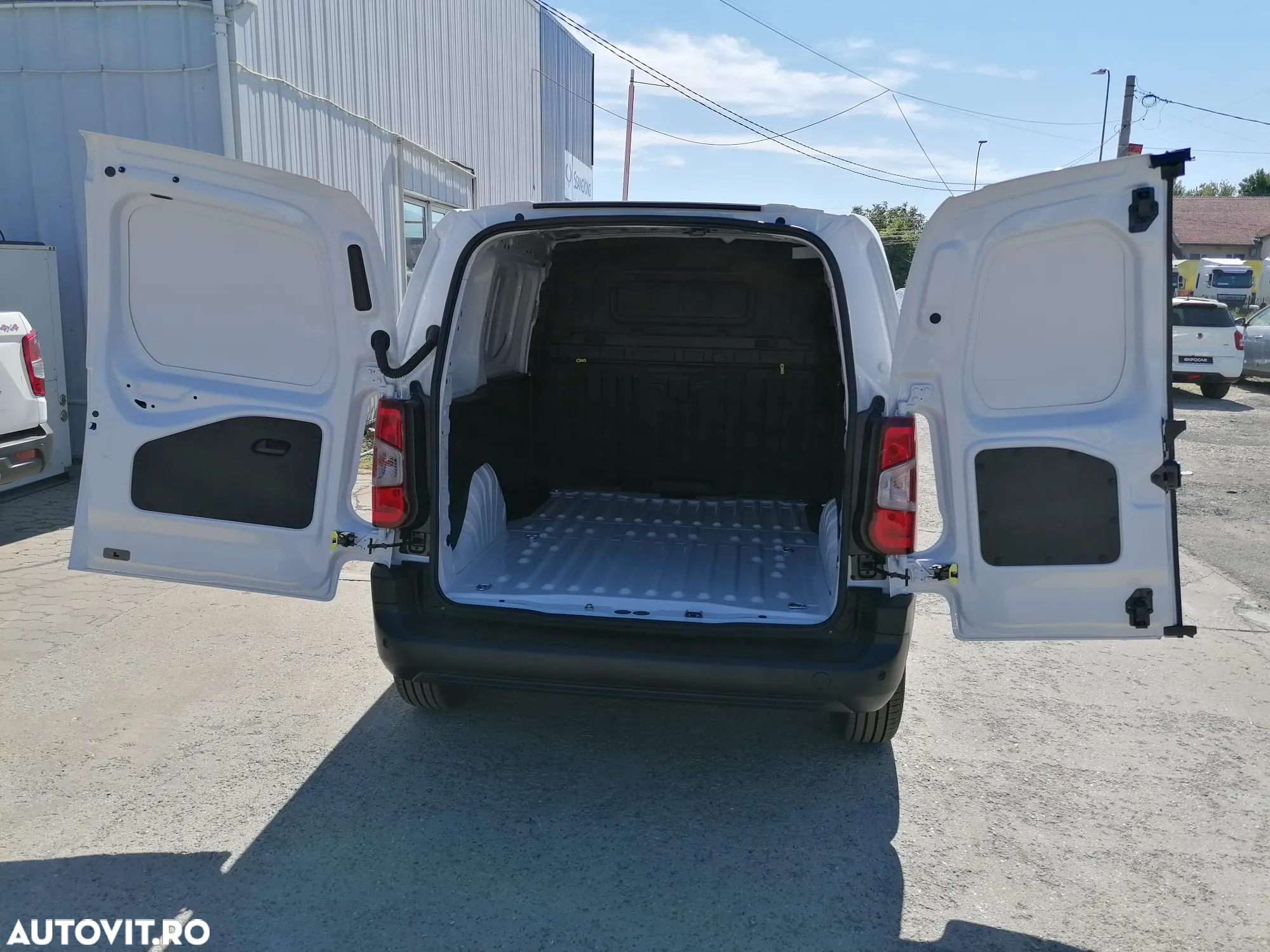 Opel COMBO VAN - 9