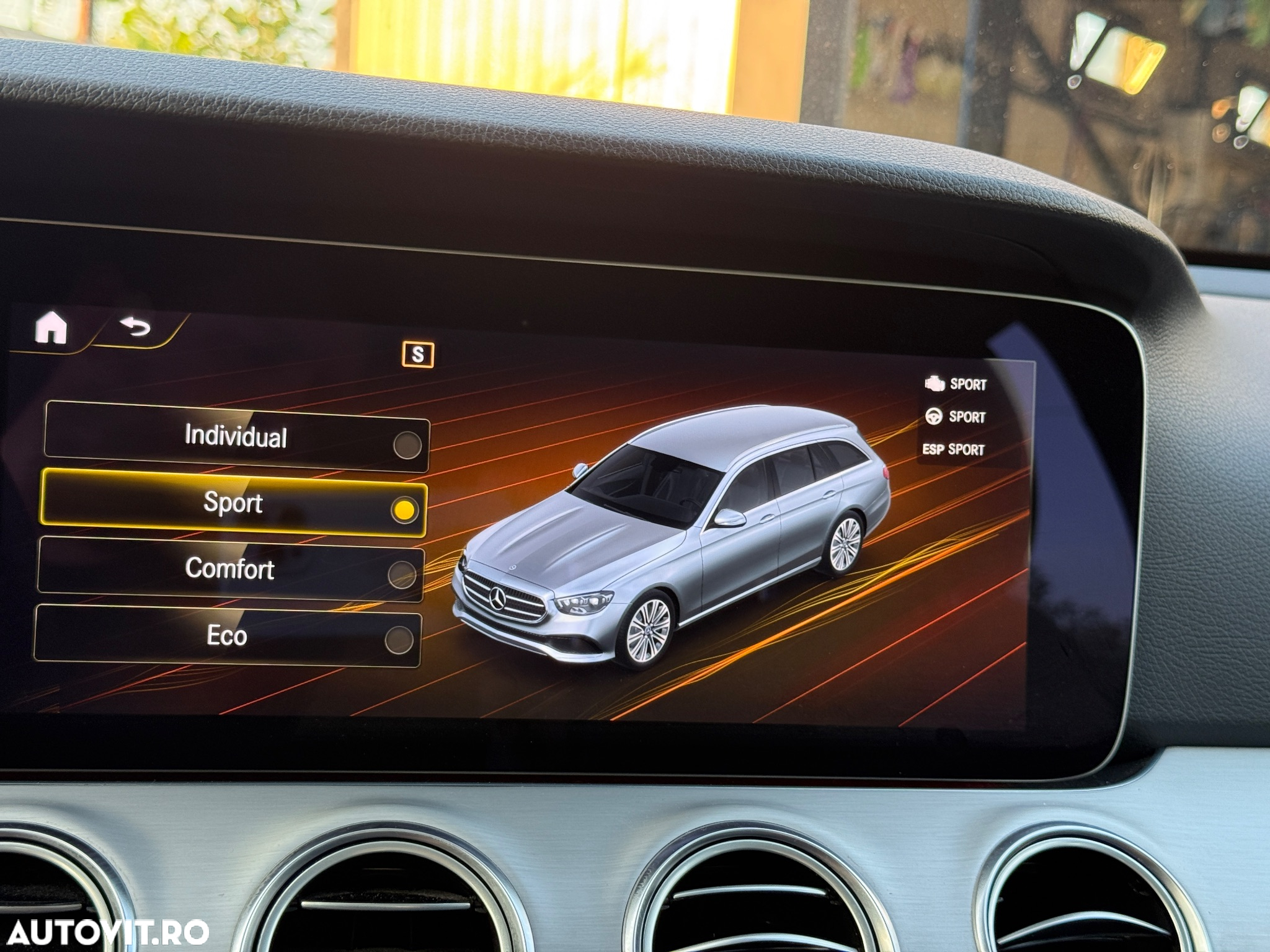 Mercedes-Benz E 220 d T 9G-TRONIC Avantgarde - 18