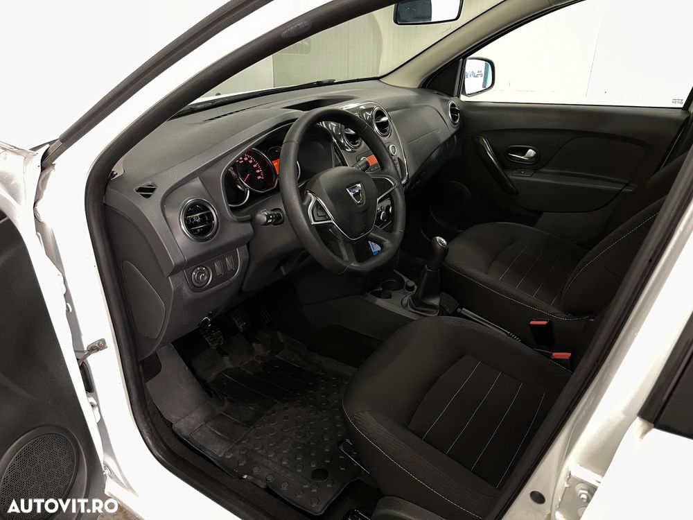 Dacia Logan 1.5 Blue dCi Laureate - 5