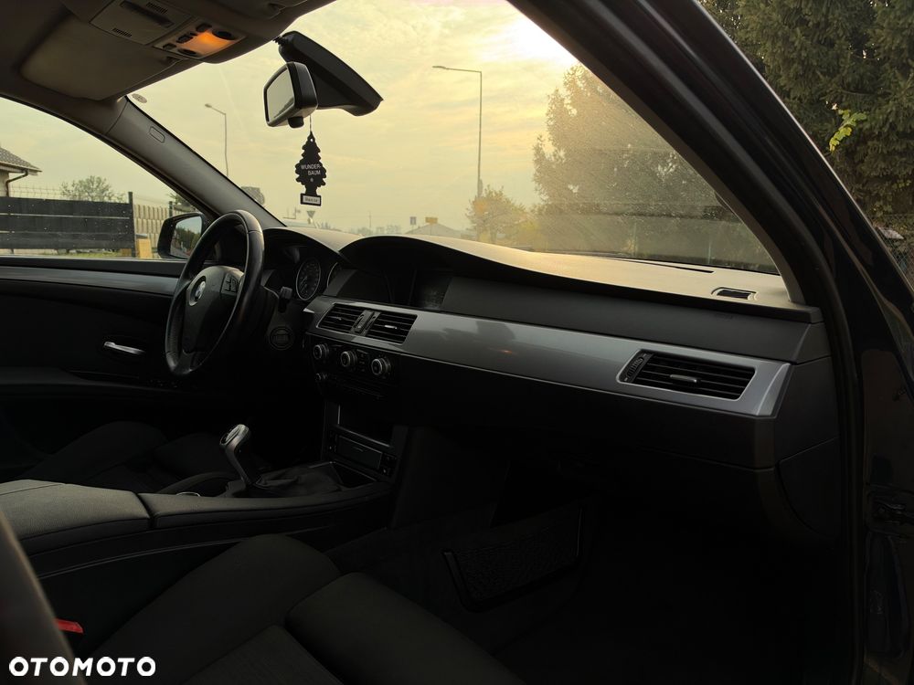 BMW Seria 5 520i Edition Lifestyle - 15