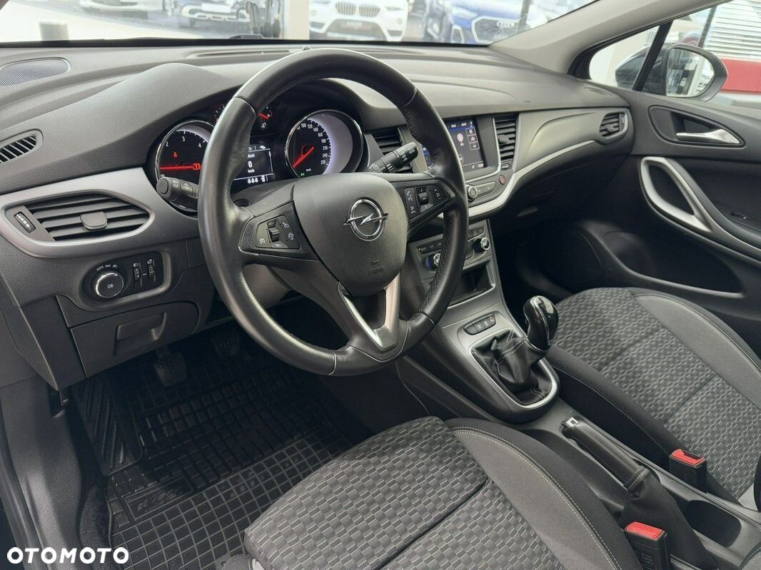 Opel Astra - 8