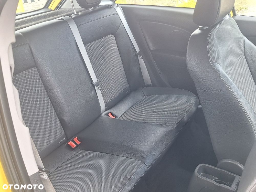 Opel Corsa 1.4 16V Sport - 7