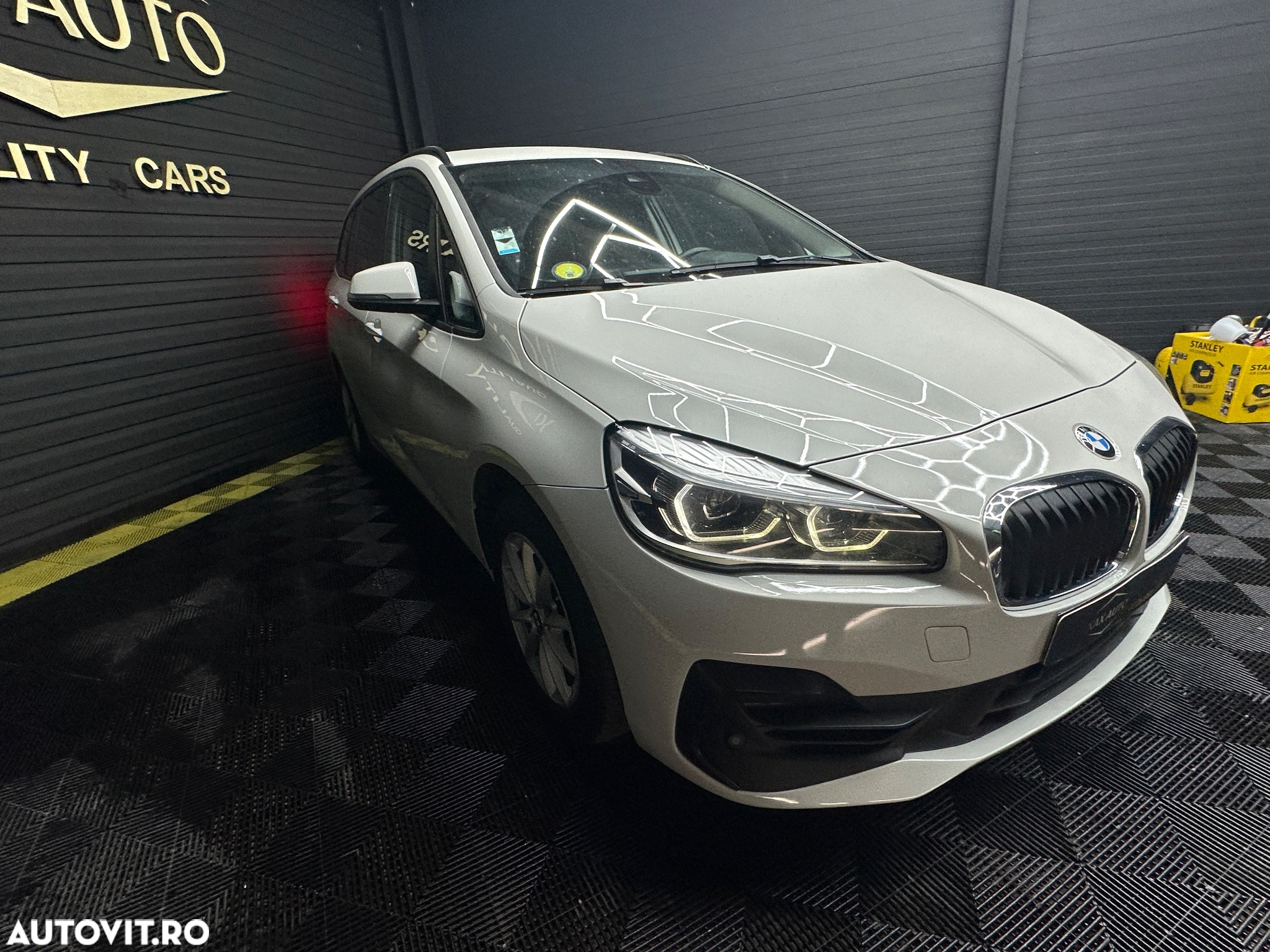 BMW Seria 2 216d Gran Tourer Sport Line - 11