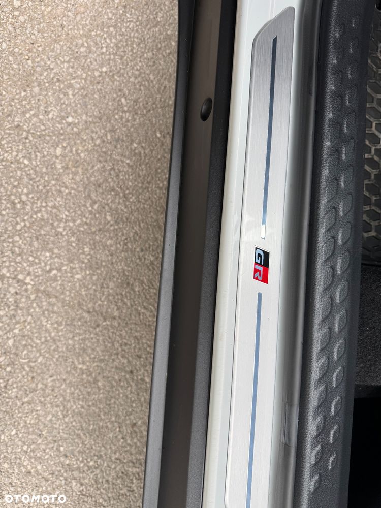 Toyota C-HR 1.8 Hybrid GPF GR Sport - 25