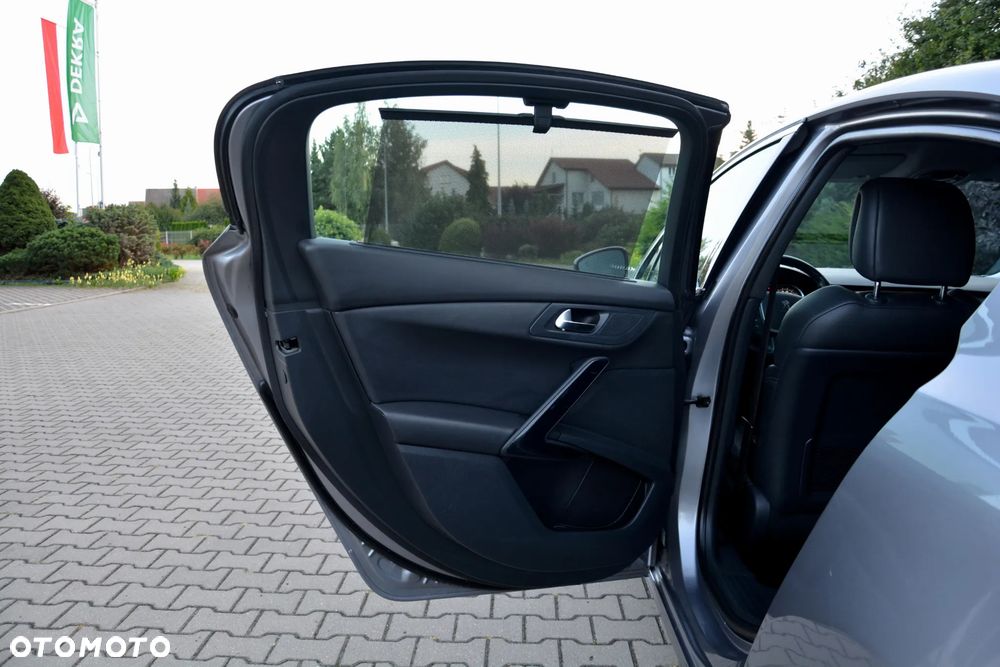 Peugeot 508 BlueHDi 180 EAT6 Stop&Start Allure - 27