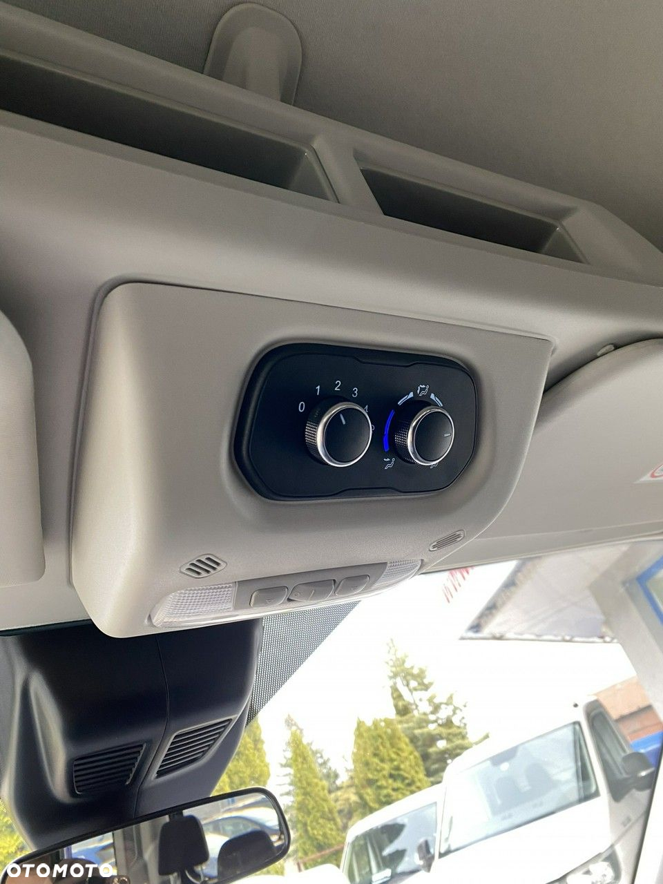 Ford Transit - 27