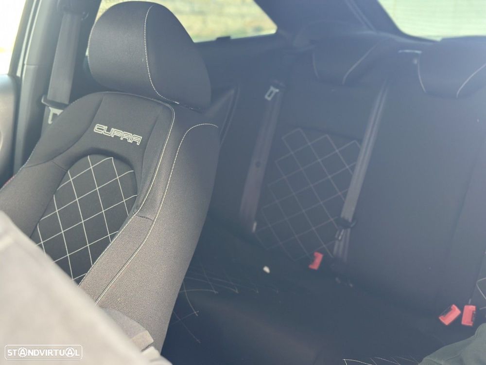 SEAT Ibiza 1.4 TSI Cupra DSG - 17