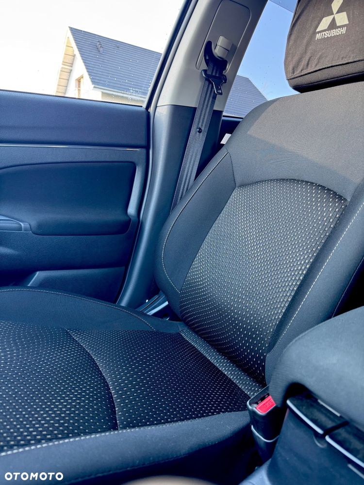 Mitsubishi ASX - 17