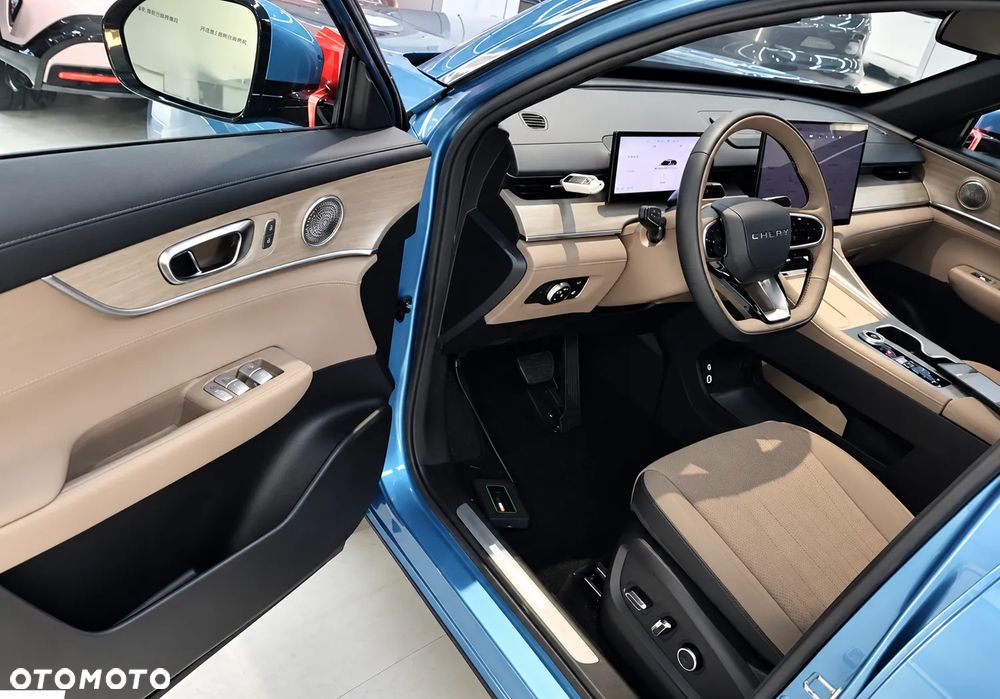 Chery Tiggo 8 - 8