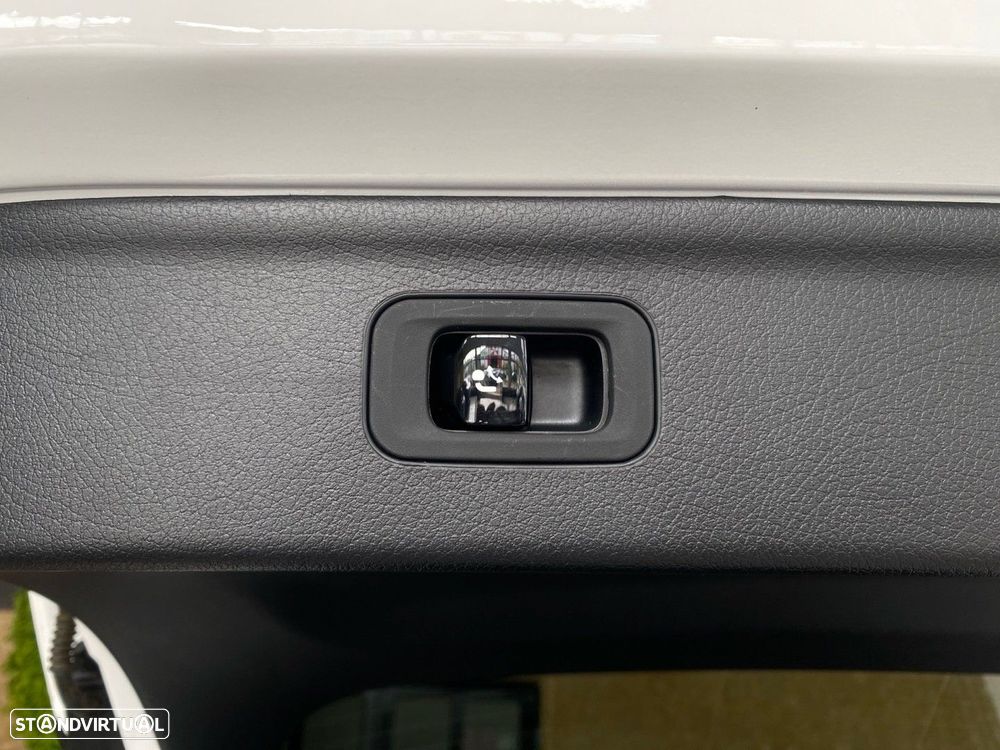 Mercedes-Benz EQE SUV 300 Edition - 13